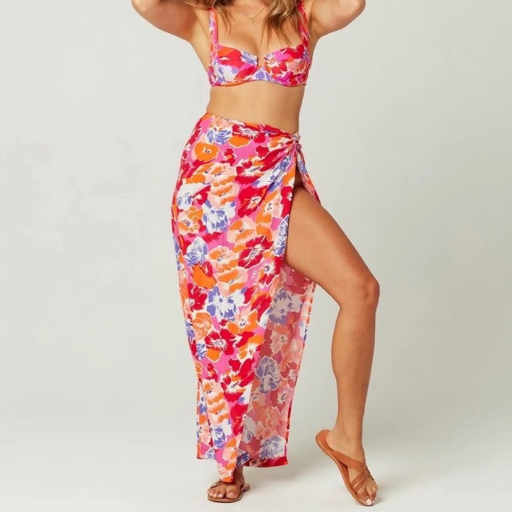 NWT* L*Space - Mia Cover Up Sarong in Super Bloom